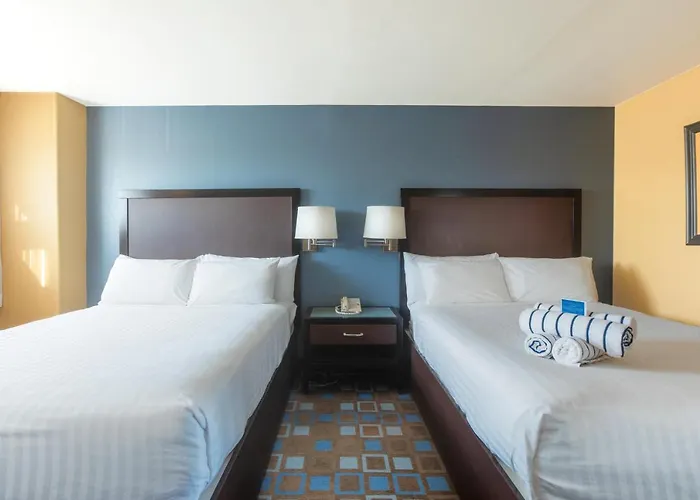 The Nautical Beachfront Resort 3*