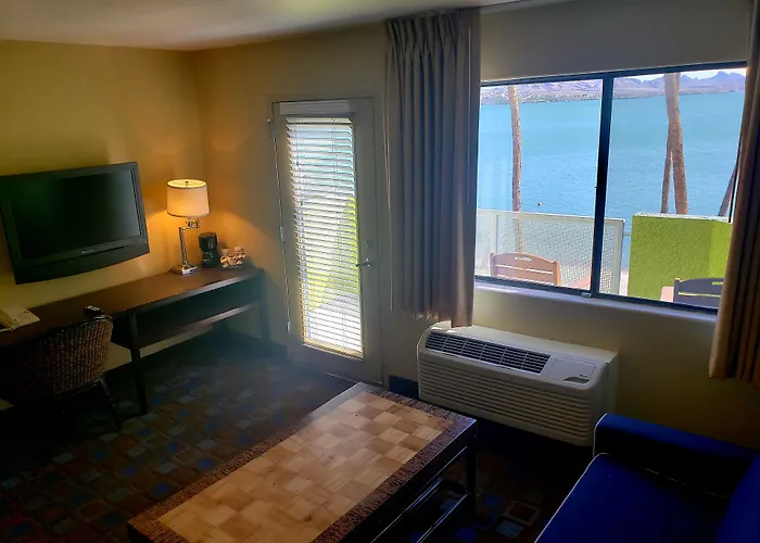 The Nautical Beachfront 3* Lake Havasu City