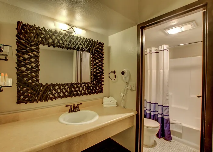 The Nautical Beachfront 3*