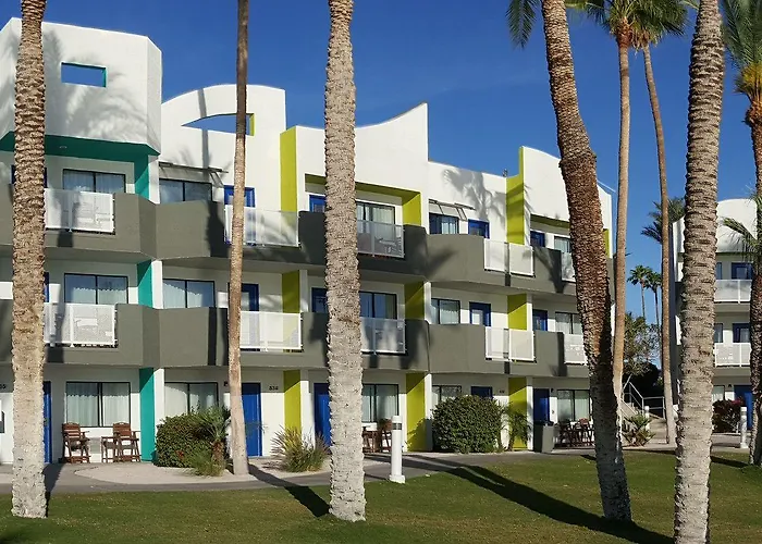 Resort The Nautical Beachfront Lake Havasu City
