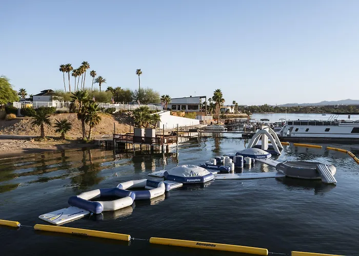 The Nautical Beachfront Resort